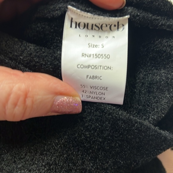 House Of CB Black Velvet Turtleneck Crop Top - Picture 6 of 7